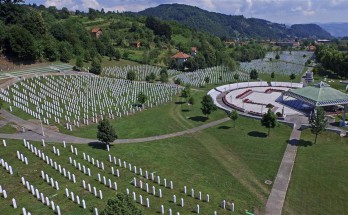 2015-07-07T161112Z_1523343405_GF10000151475_RTRMADP_3_BOSNIA-SREBRENICA